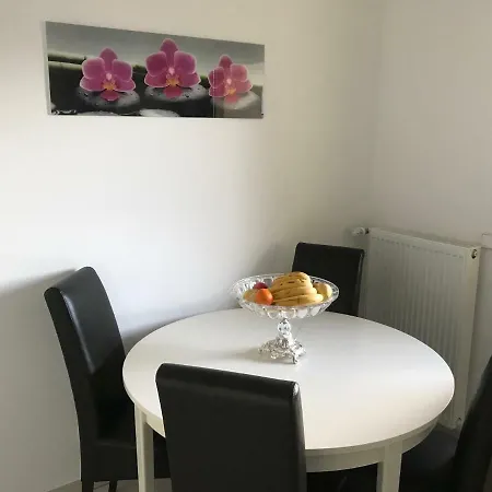 New Modern 2 Flat With Terrace And Parking