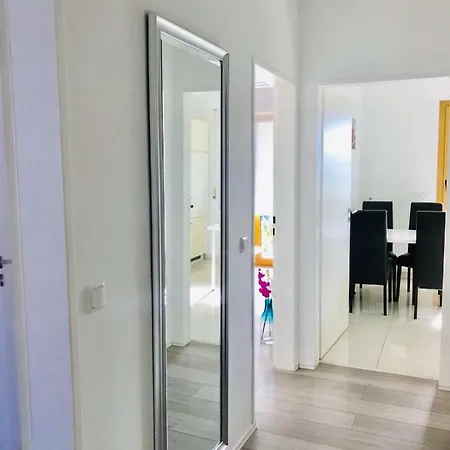 New Modern 2 Flat With Terrace And Parking 아파트 *
